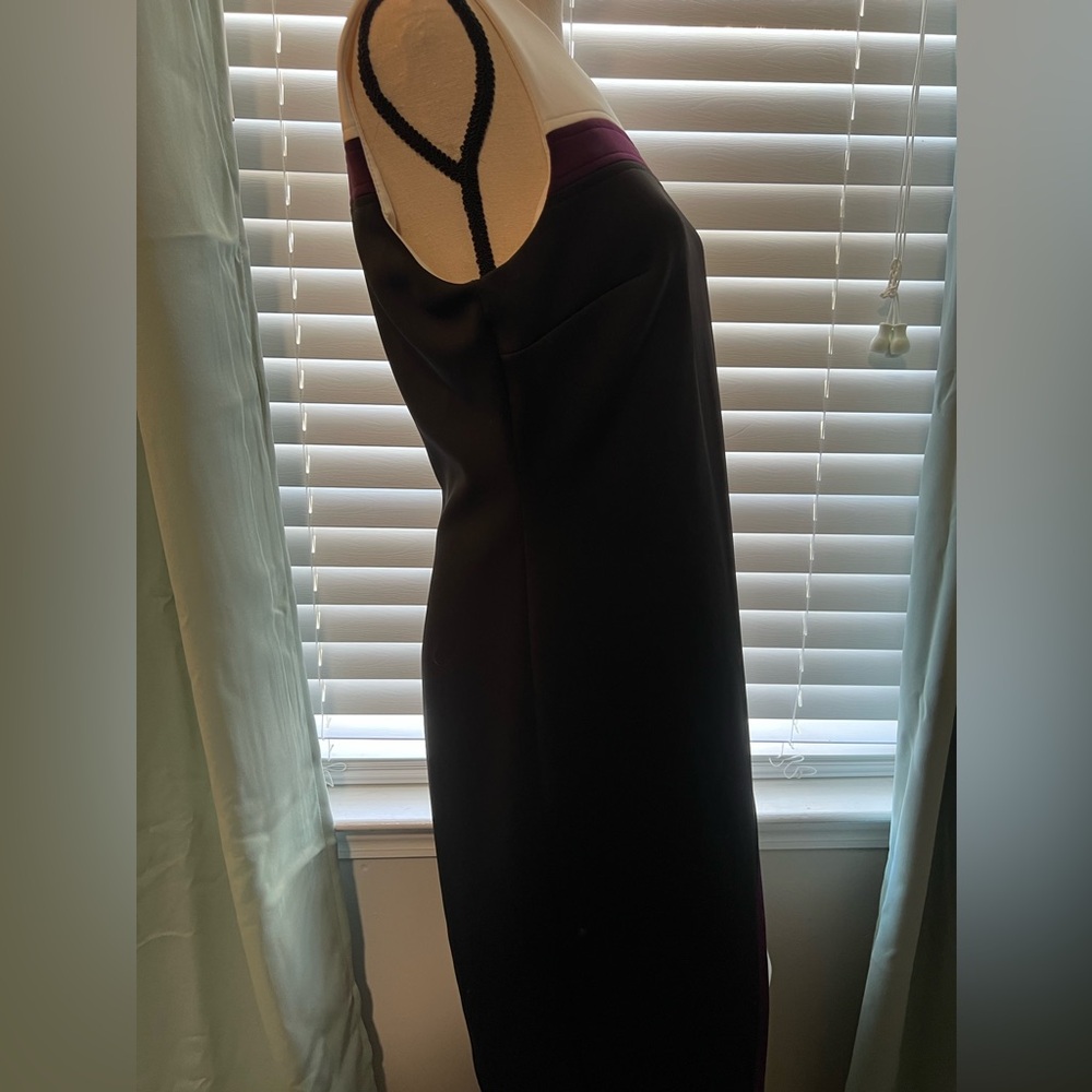 Tommy Hilfiger Dress size 8 - Gorgeous - Picture 3 of 5